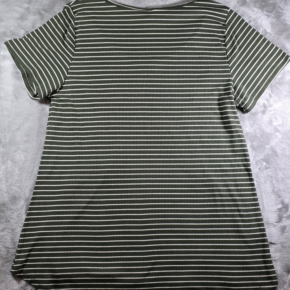 Striped‎ Green Women's Lularoe Top XL - Picture 6 of 6